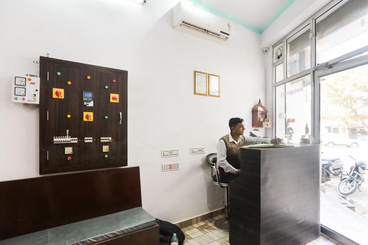 Oyo 69534 Hotel Nanda Tower Hanumangarh Luaran gambar